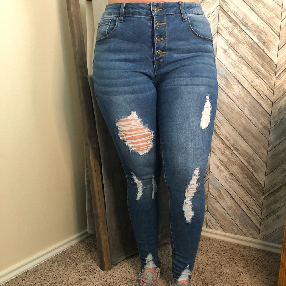 Fashion Nova Ripped Distressed Jeggings with button front stretch SIZE M